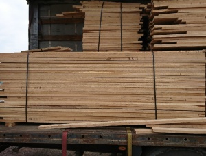 50 mm x 150 mm x 2000 mm KD S1S2E  Oak Lumber