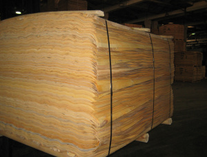 旋切單板 桦木 2600 mm x 1300 mm x 1.5 mm