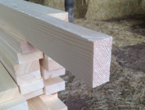 SPF Lumber KD 17 mm x 80 mm x 2000 mm