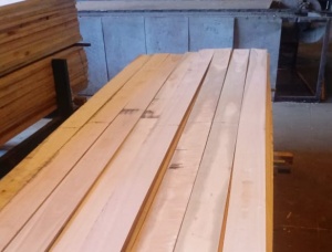 25 mm x 150 mm x 4000 mm KD R/S  Eucalyptus Lumber