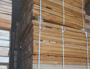 Palettenholz Espe/Zitterpappel 18 mm x 90 mm x 11 m