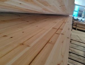 25 mm x 160 mm x 6000 mm KD S4S Heat Treated Spruce Lumber