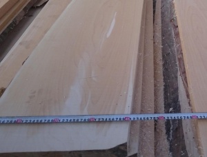 60 mm x 150 mm x 4200 mm KD R/S  Beech Lumber