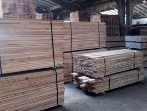 30 mm x 100 mm x 2000 mm KD R/S  Oak Lumber