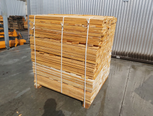 Common Black Alder Pallet timber 17 mm x 98 mm x 1.1 m