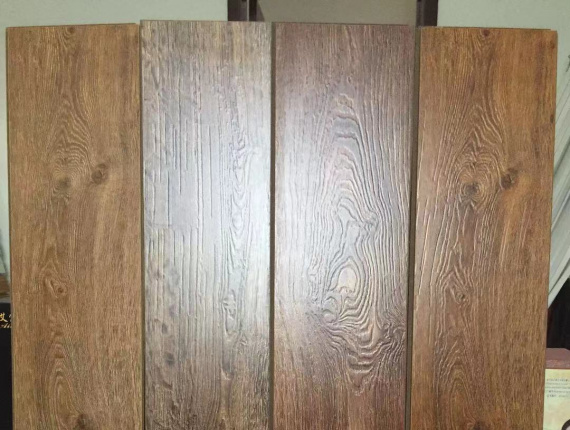 12 mm x 240 mm x 1220 mm Armand Pine (Pinus Armandi) Laminated flooring