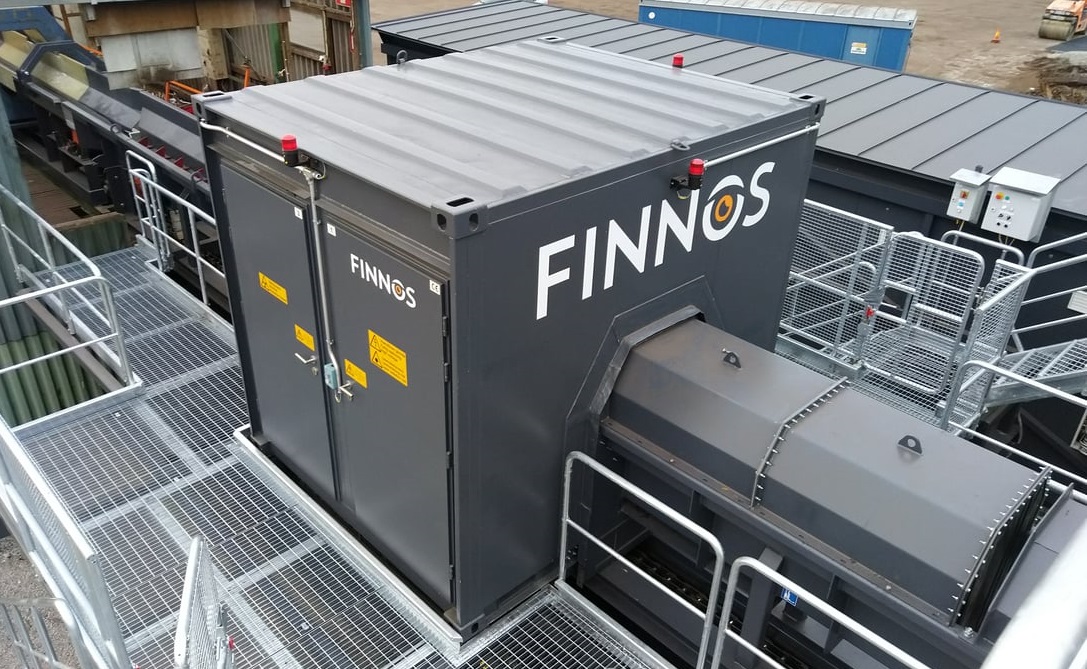 Finnos to delivery log scanner to Vaagen Brothers Lumber in Colville, Washington