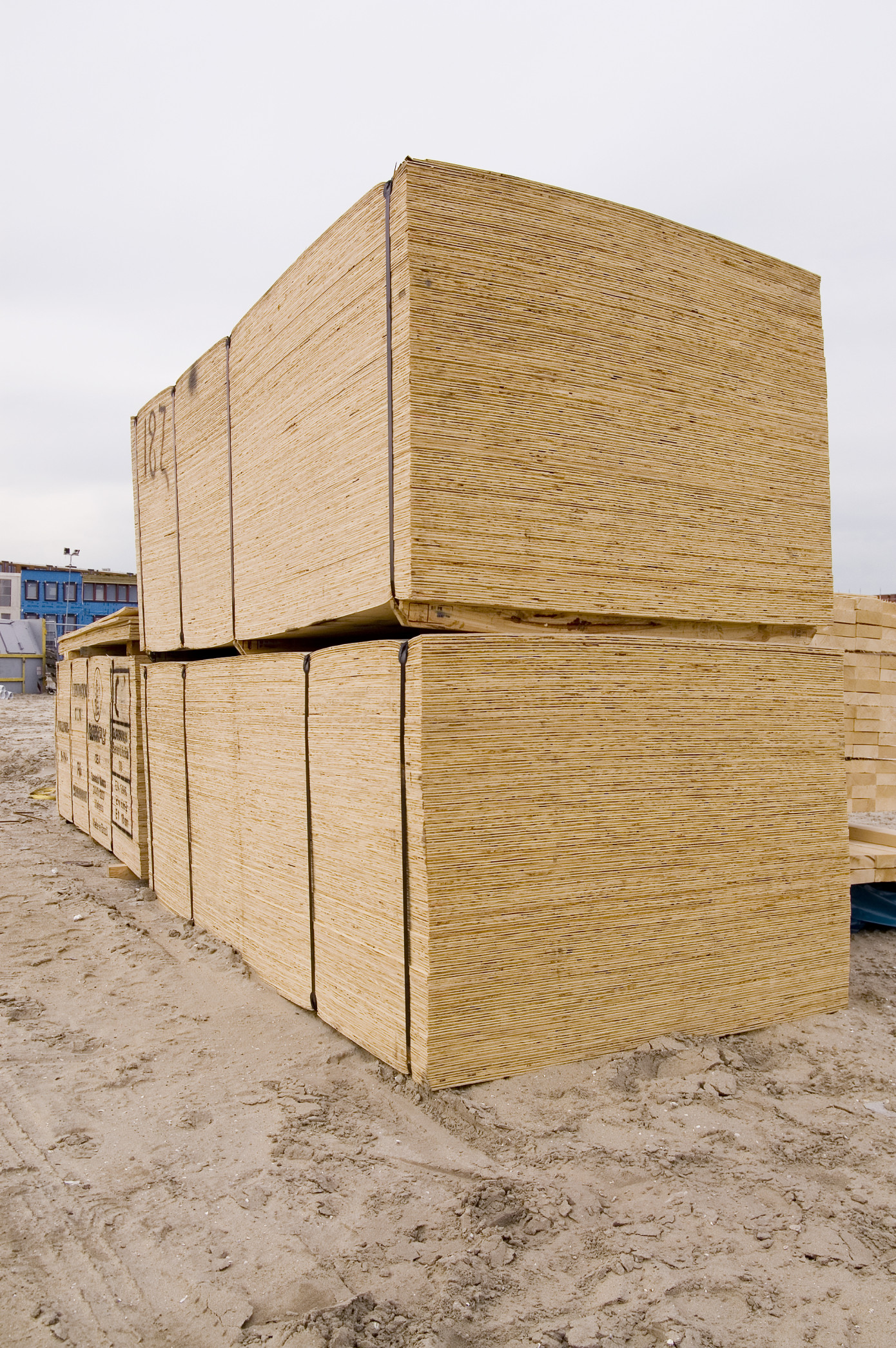 Exports of particle board from China jump 57% in January