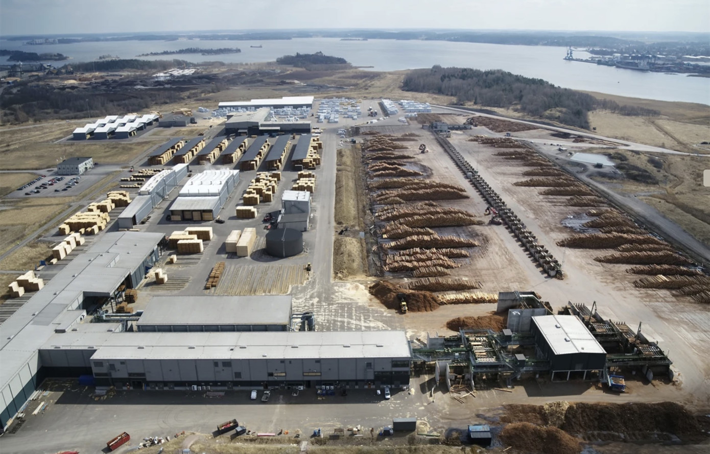 Holmen reports 22% drop in operating profit to 3.72 billion kronor in 2024 as lower paper prices impact earnings