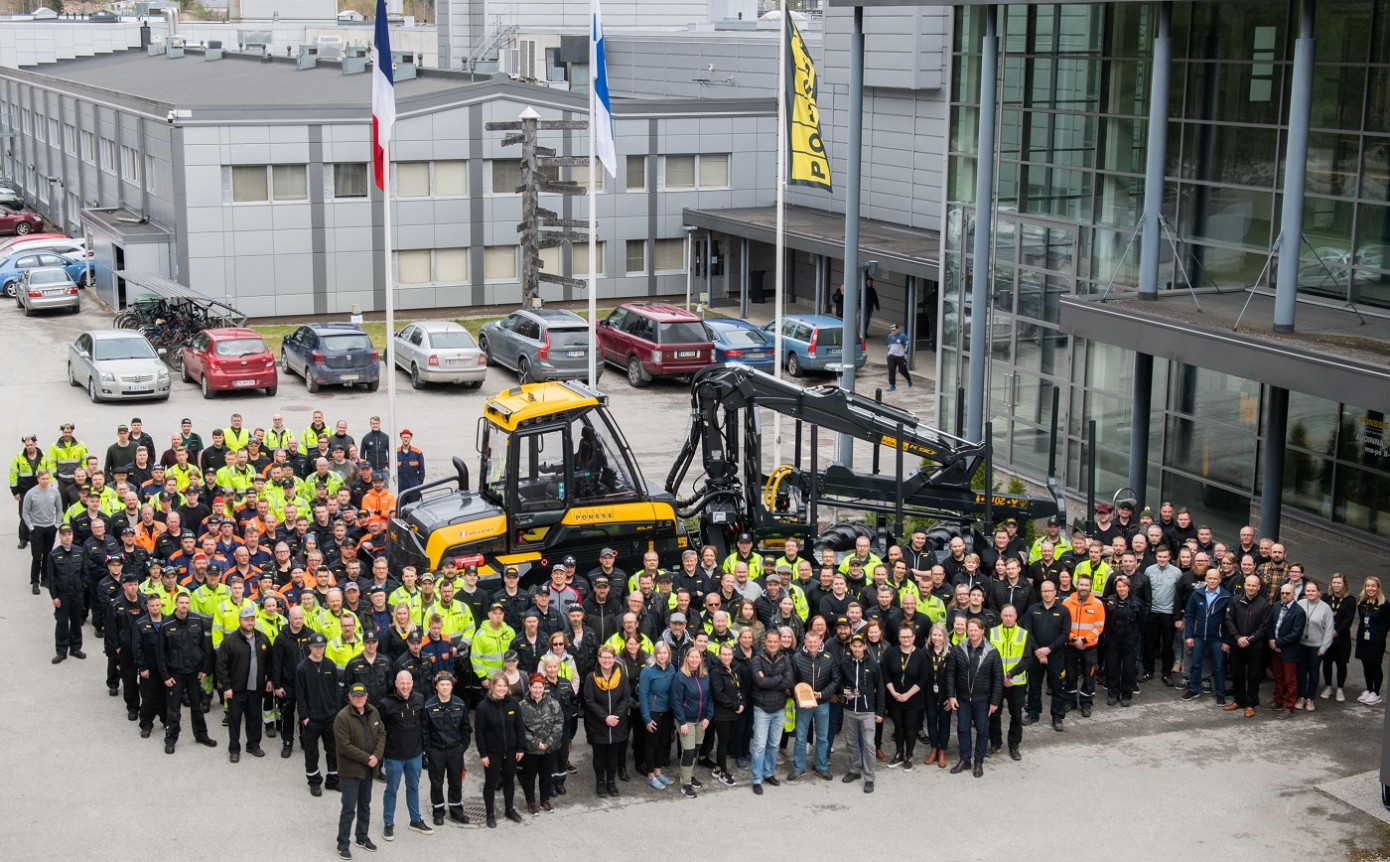 Ponsse manufactures its 18,000th forest machine