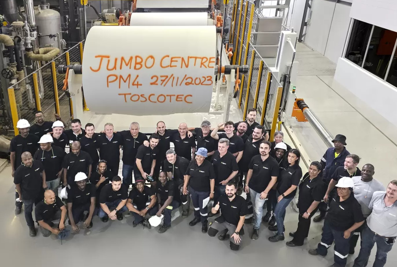 Jumbo Centre ввела в эксплуатацию бумагоделательную машину на заводе в ЮАР
