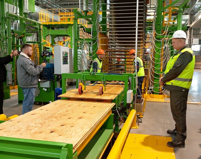 В Хабаровском крае вырастет производство фанеры