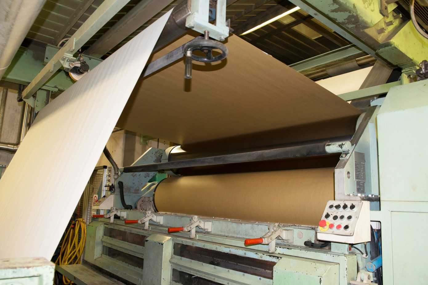 U.S. packaging papers & specialty packaging shipments up 21% in April