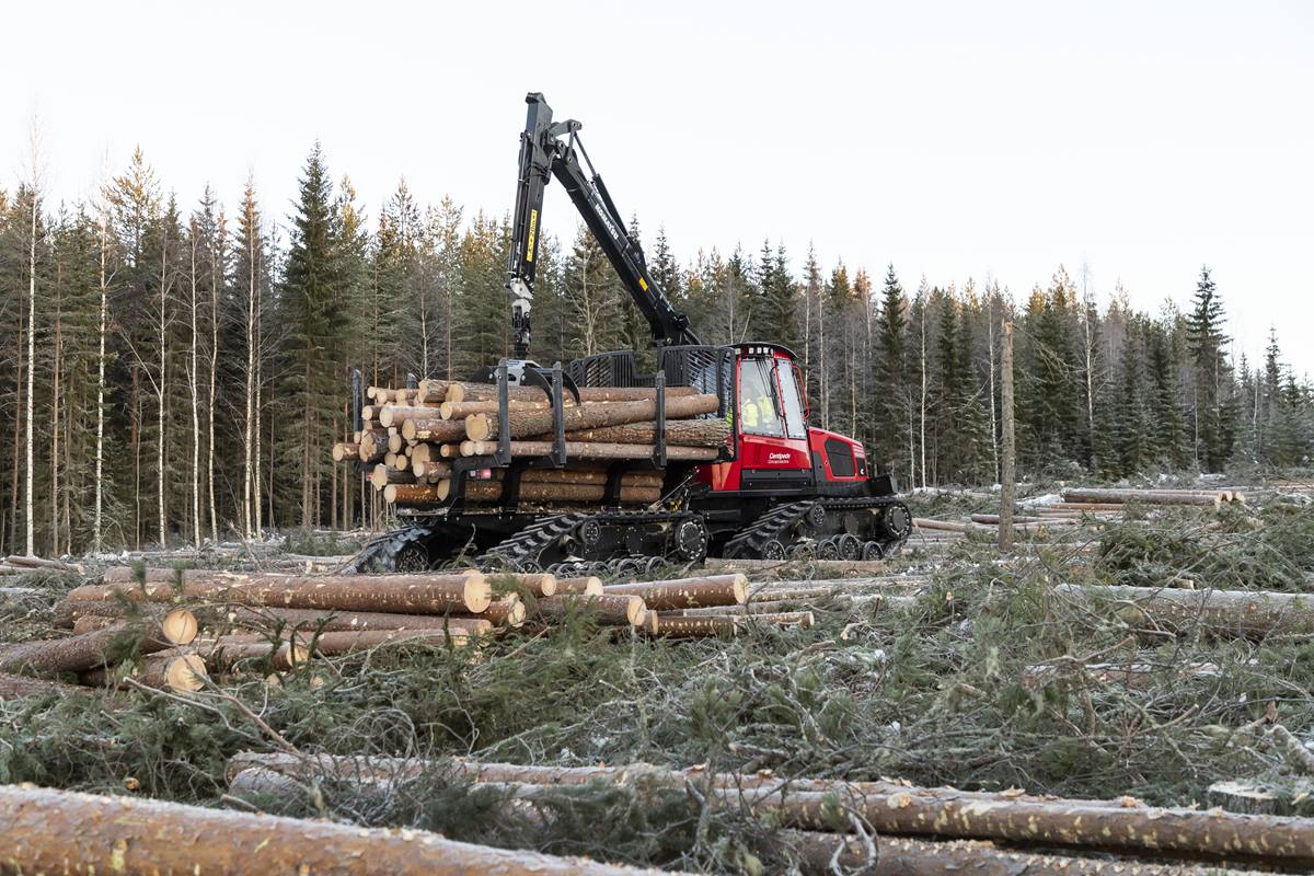 Swedish forestry companies develop new forest harvesting machine