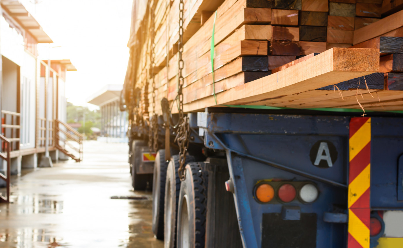 Russia increases export duties for lumber