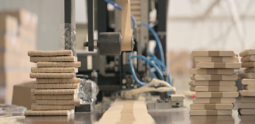 «Серебряная береза» планирует увеличить производство одноразовой посуды из шпона