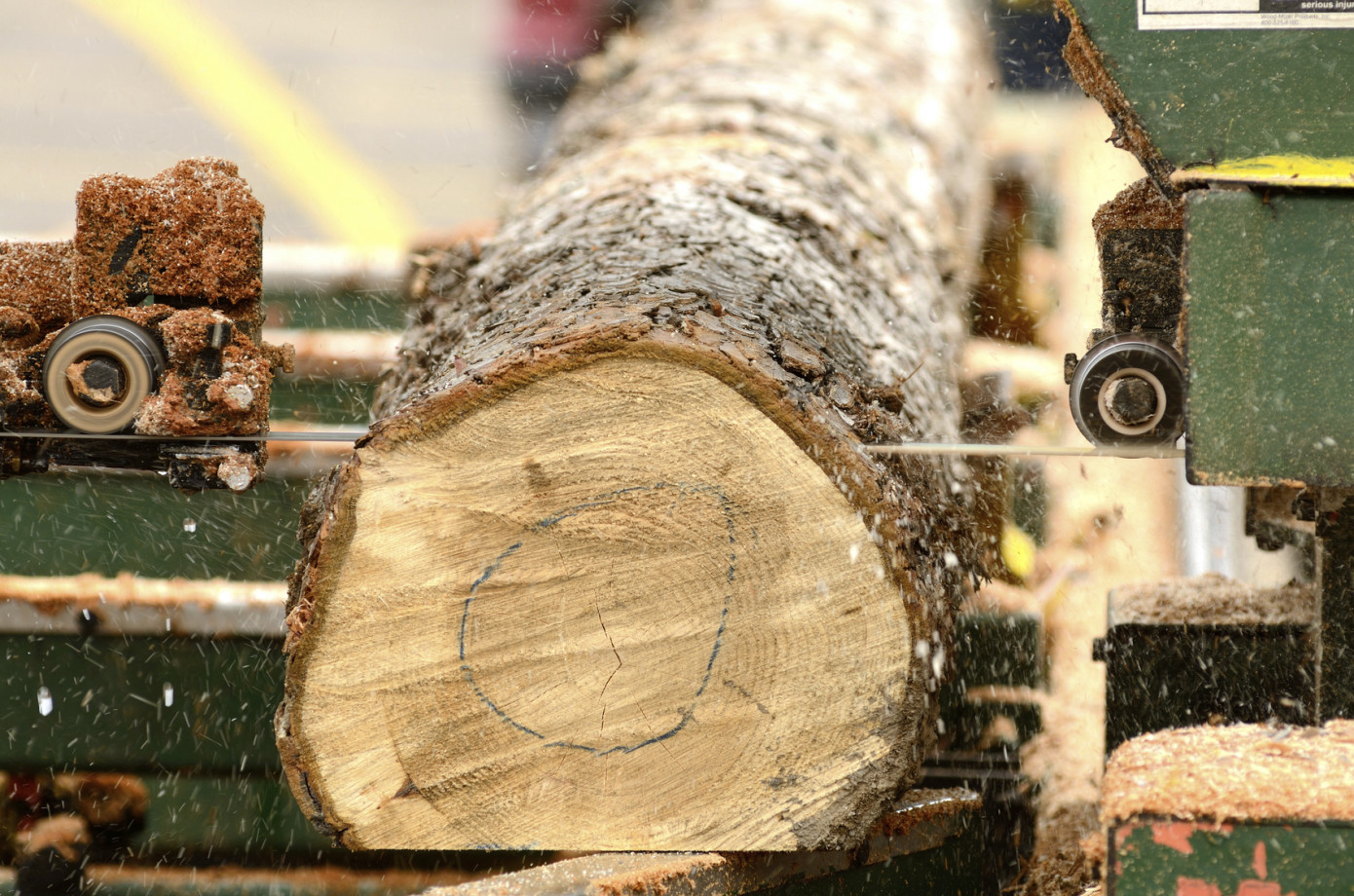 В ноябре 2019 г. коэффициент загрузки производственных мощностей в деревообработке Канады составил 67%