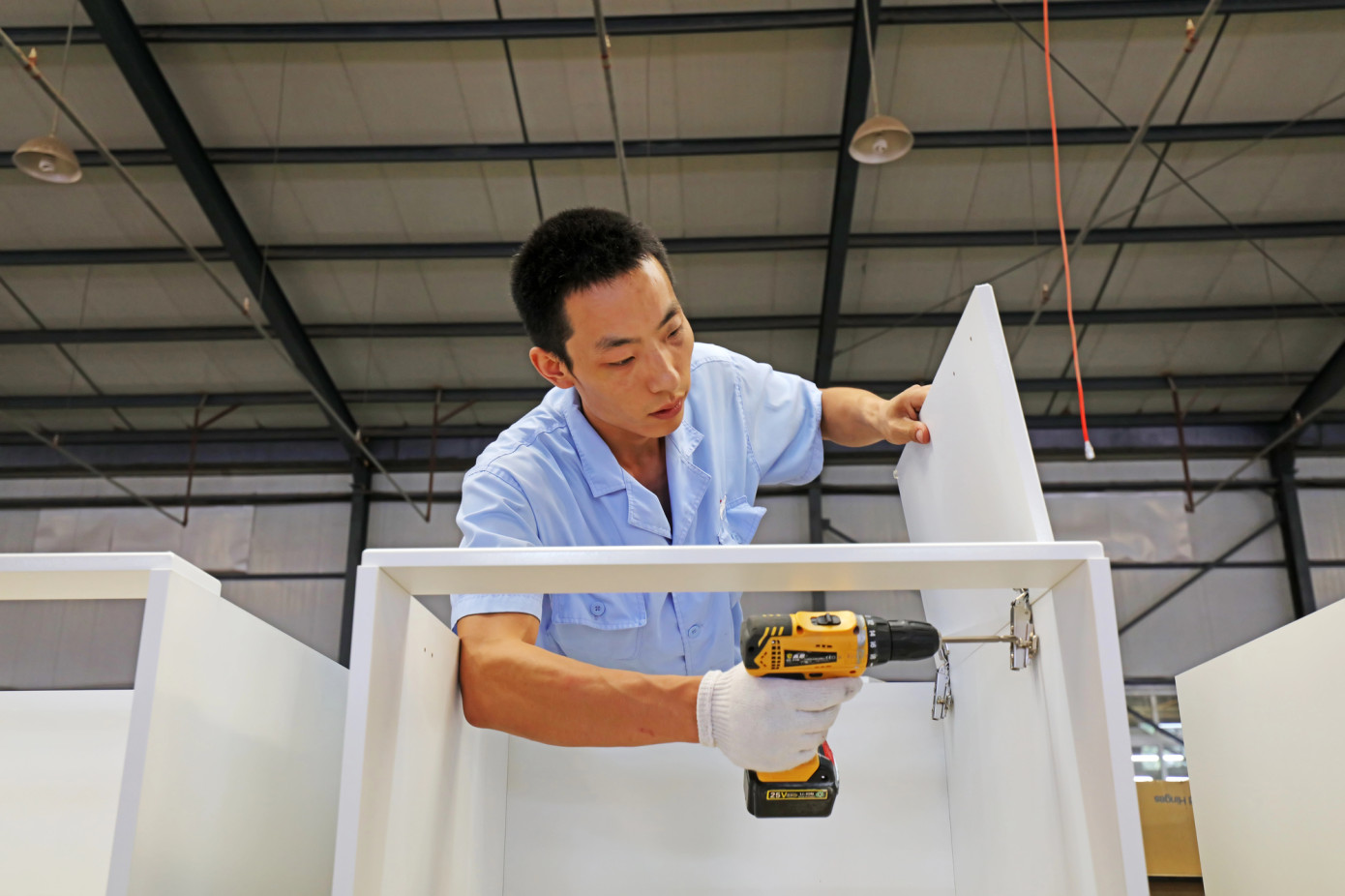 China’s wood furniture exports up 2.7% in 2025