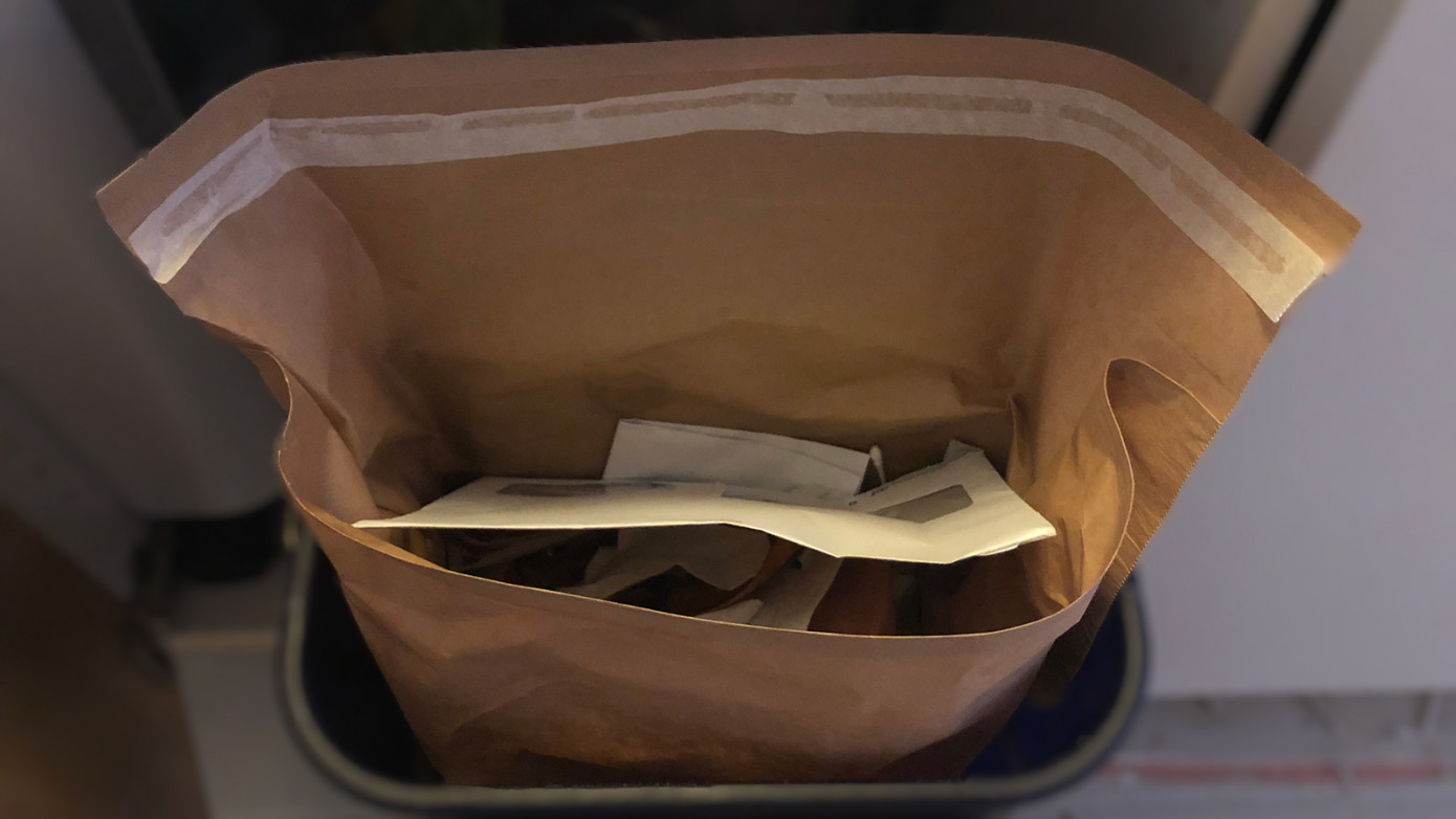 В Швеции разработали бумажный мешок для бытового мусора
