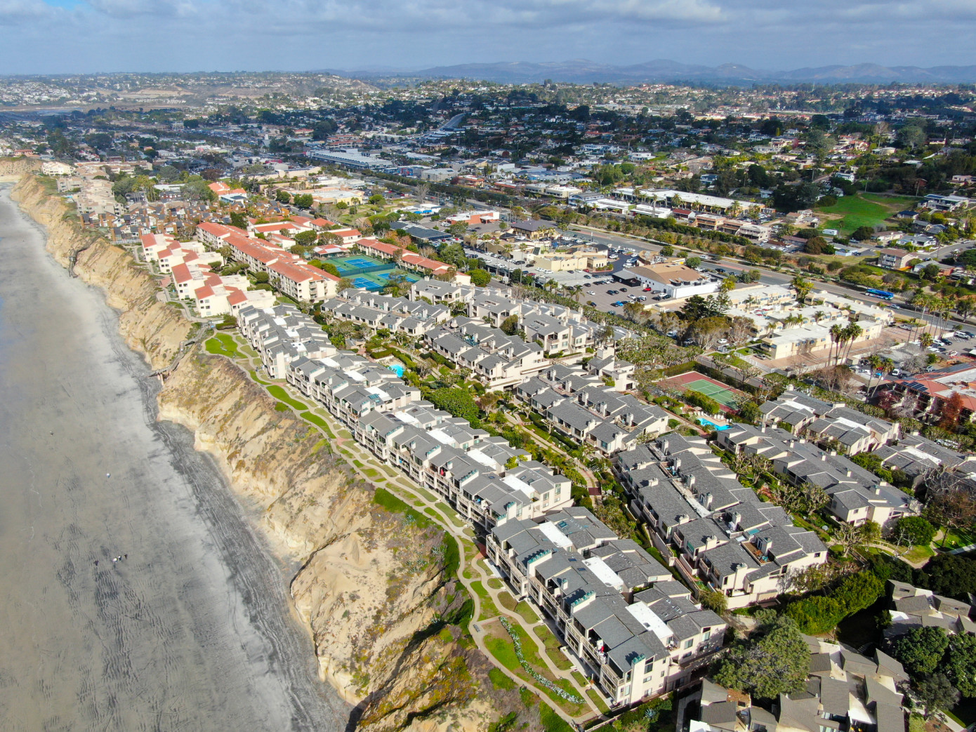 S&P CoreLogic Case-Shiller Home Price Index reports 2.7% annual gain in April 2025