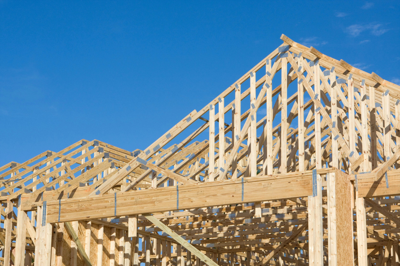 Atlas Engineered Products to build Ontario wooden truss plant