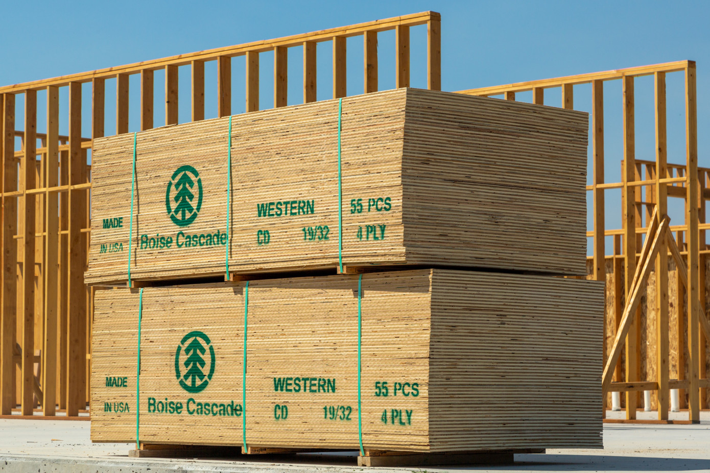 Boise Cascade quarterly profit drops 76% as engineered wood and plywood demand weakens