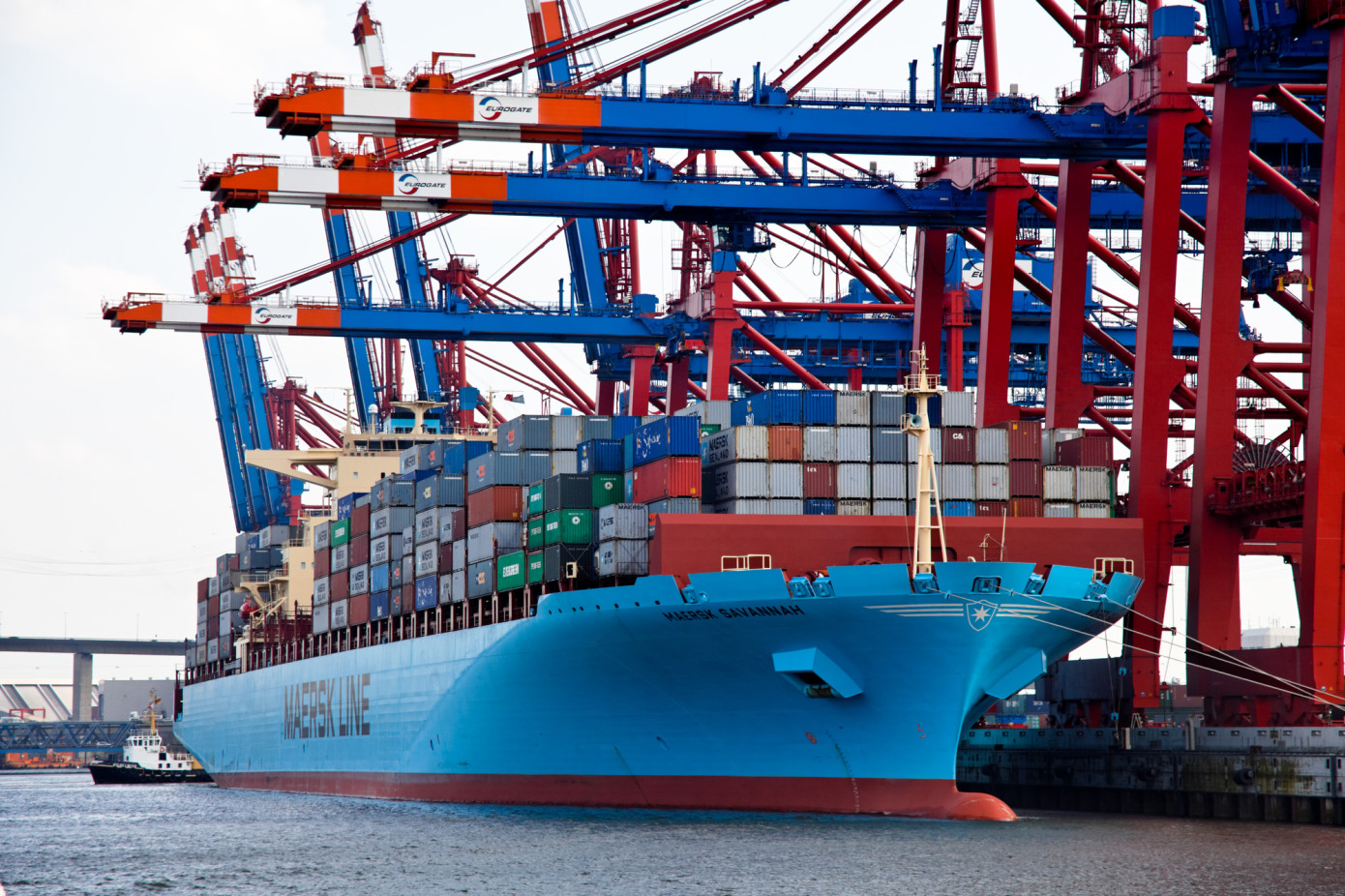 U.S. real GDP rises 2.4% in Q4 2024 as consumer and government spending grow