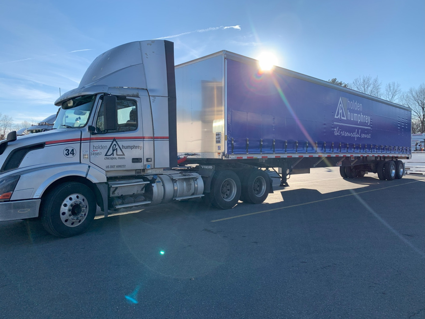 Boise Cascade покупает американскую Holden Humphrey