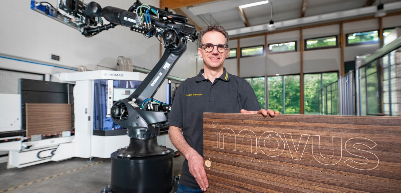 Ravensberger Holz installs Homag CNC drilling and milling center at Bielefeld mill in Germany