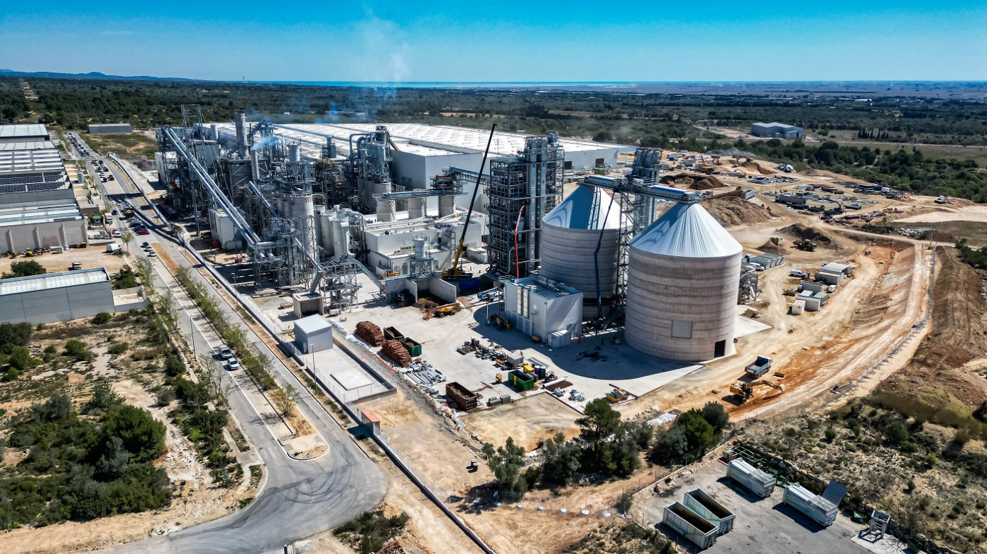 Kronospan starts up new particleboard plant in Tortosa, Spain