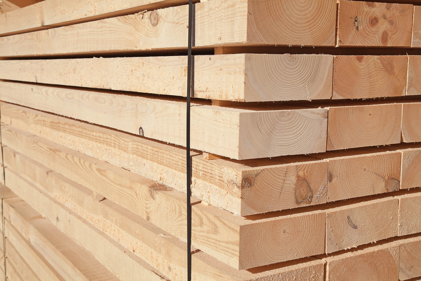 Japan lumber prices continue to decline in July