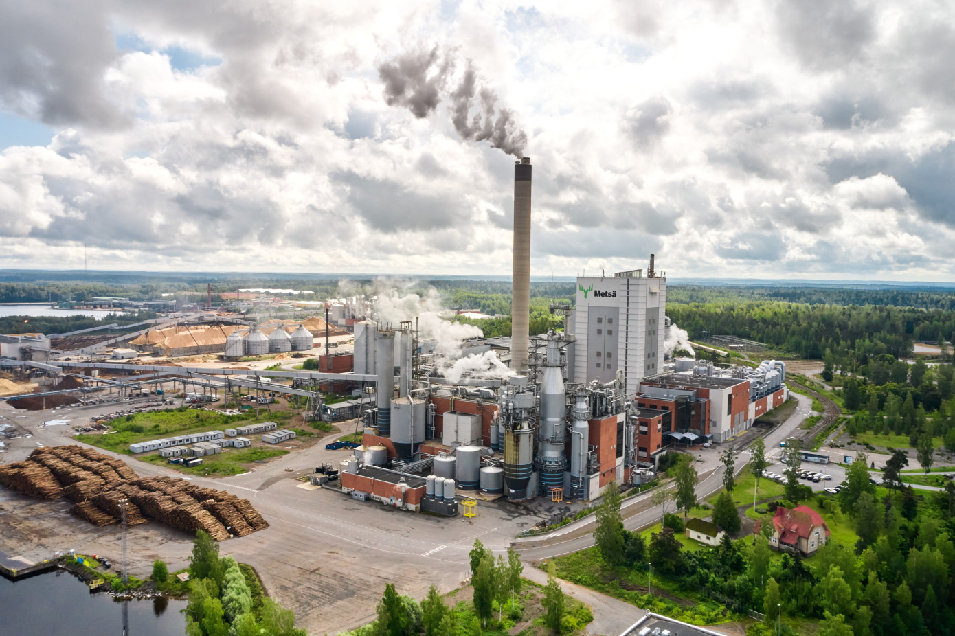 Metsä Fibre начинает консультации о временных сокращениях персонала в Финляндии
