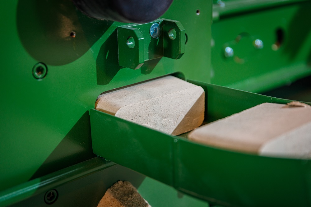 Комбинат «Свезы» в Санкт-Петербурге в пять раз увеличил производство топливных брикетов