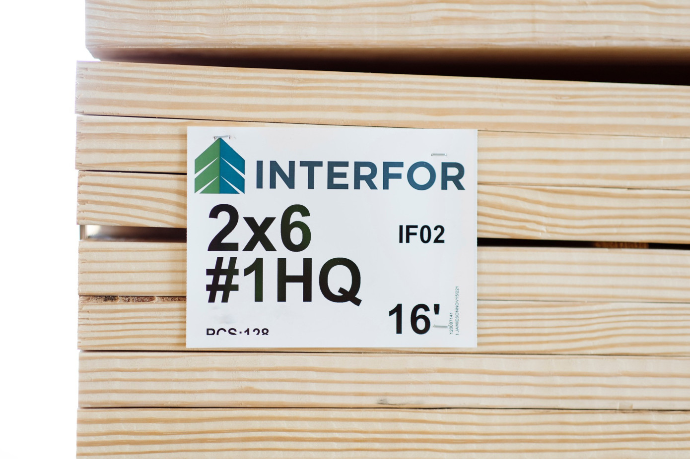 В 1 кв. 2025 г. продажи Interfor снизились на 9,6%