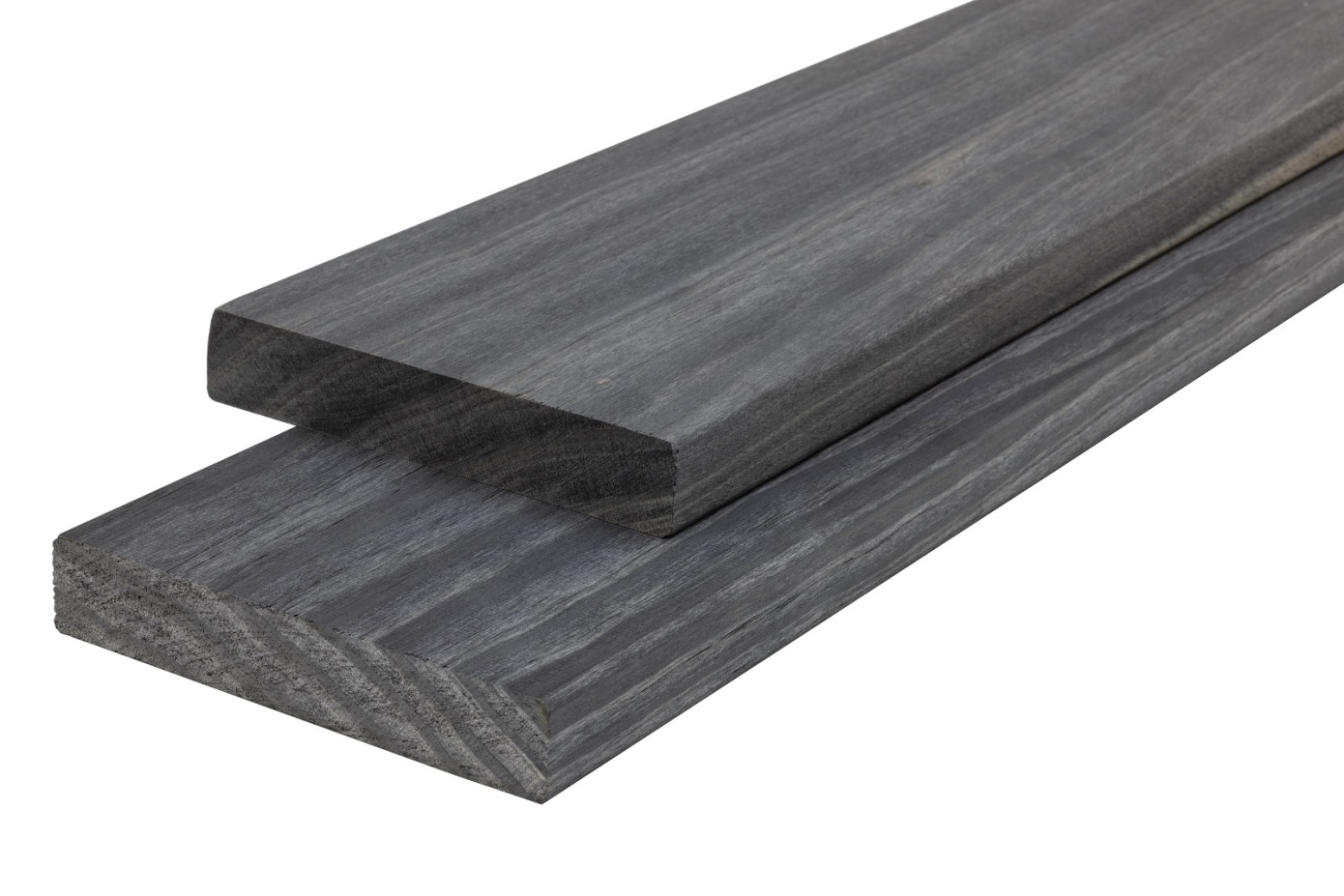 Accsys introduces colored-to-the-core wood product in the UK