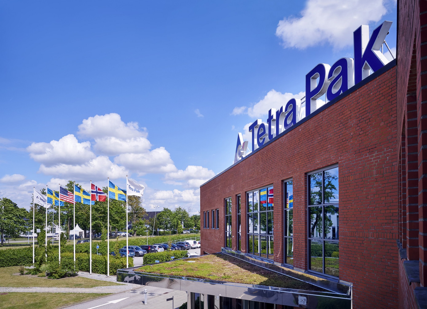 Tetra Pak invests Euro 60 million in new pilot plant for paper-based barrier technology