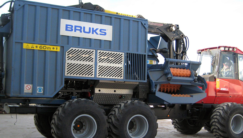 Bruks to supply mobile chipper to J.D. Irving"s plant in New Brunswick, Canada