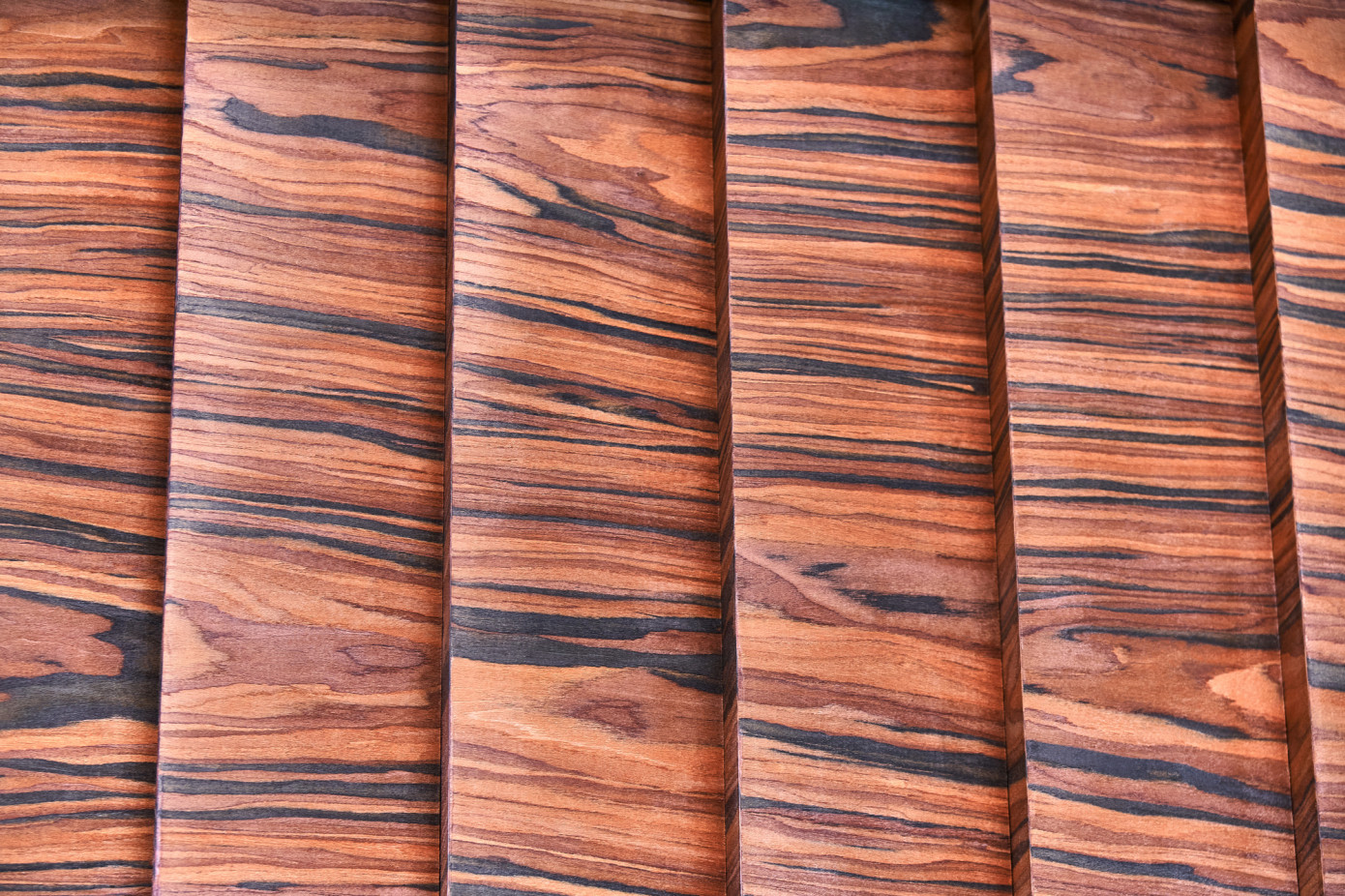 Exports of wood veneer from China grow 30% in July