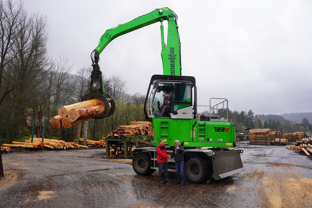 Sennebogen supplies new timber handler to Züfle in Germany