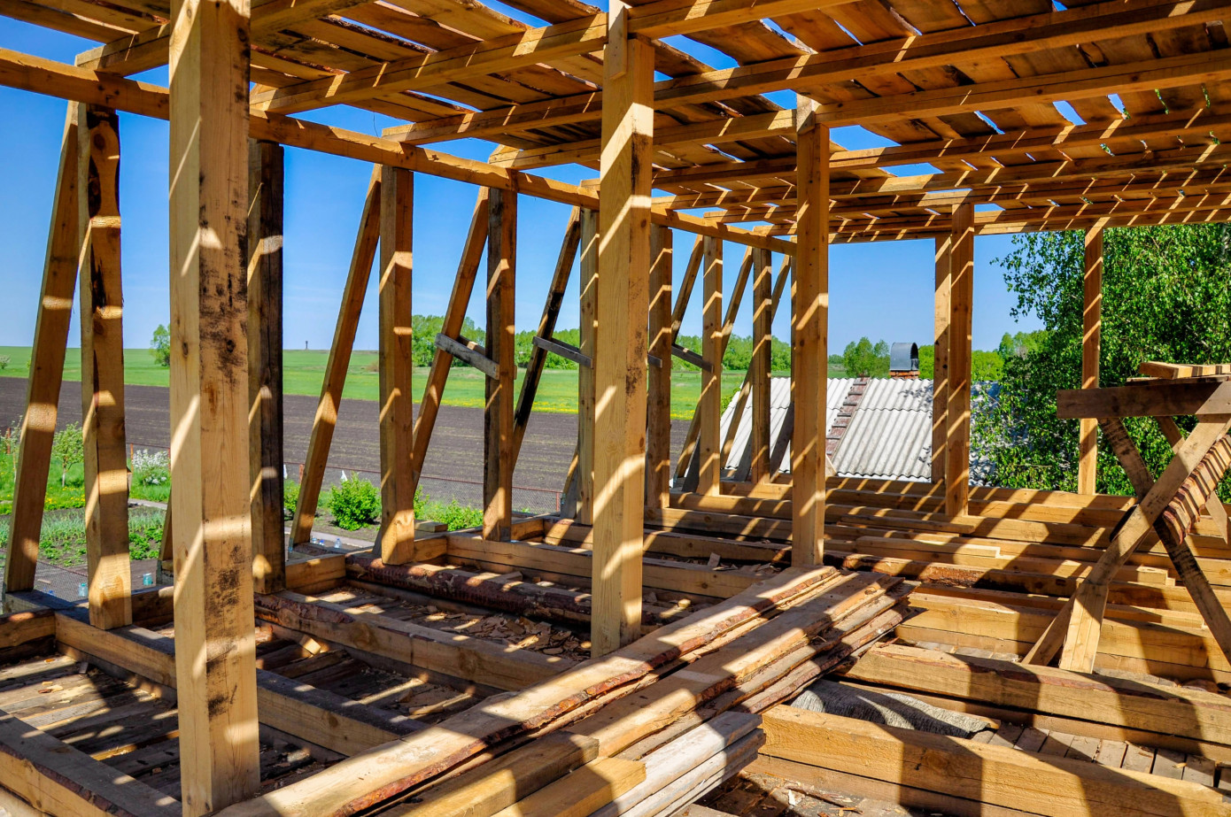 Japan’s housing starts fall 1.3% in December 2025 as wooden units rise slightly