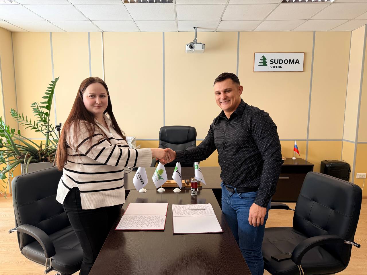 ЛПК SHELON и Великолукский лесотехнический колледж подписали соглашение о сотрудничестве