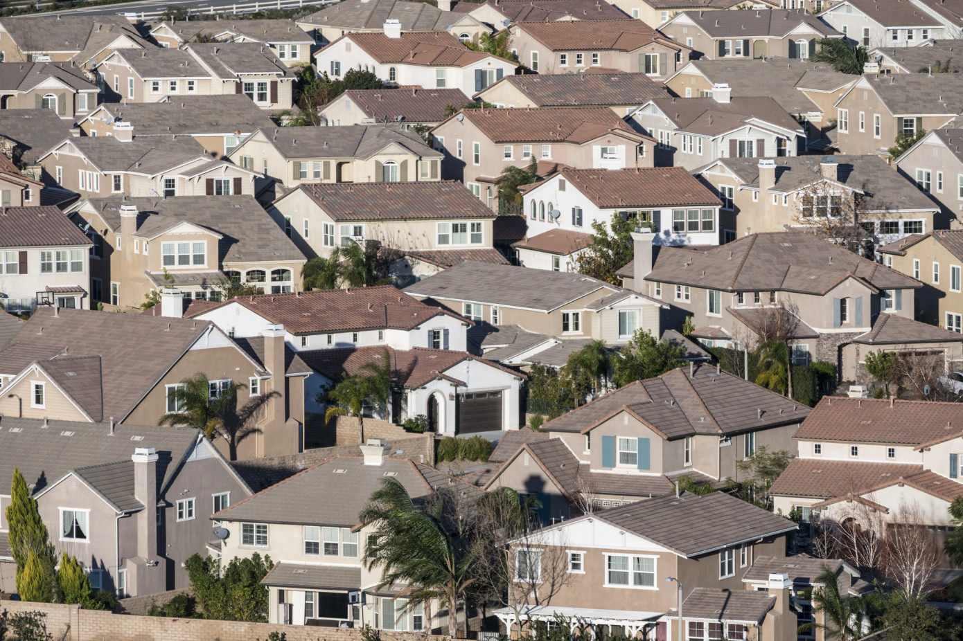 Existing home sales rise 4% in February, reaching 4.26 million units