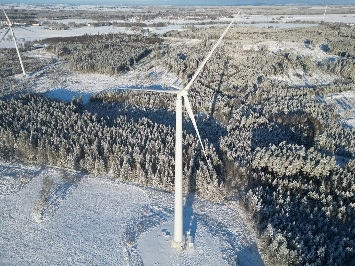 Modvion unveils wooden wind turbine tower for largest onshore turbines