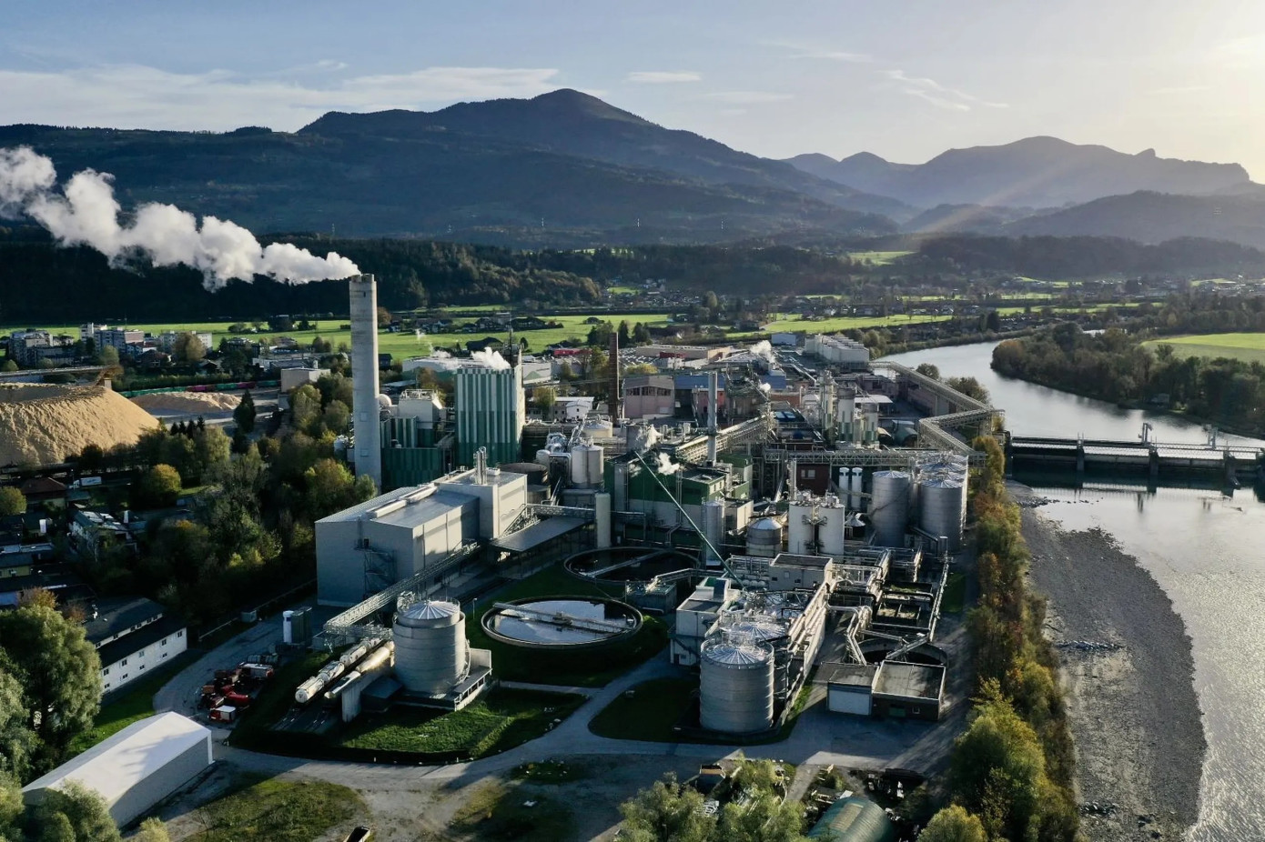 Oji Holdings покупает австрийскую AustroCel Hallein