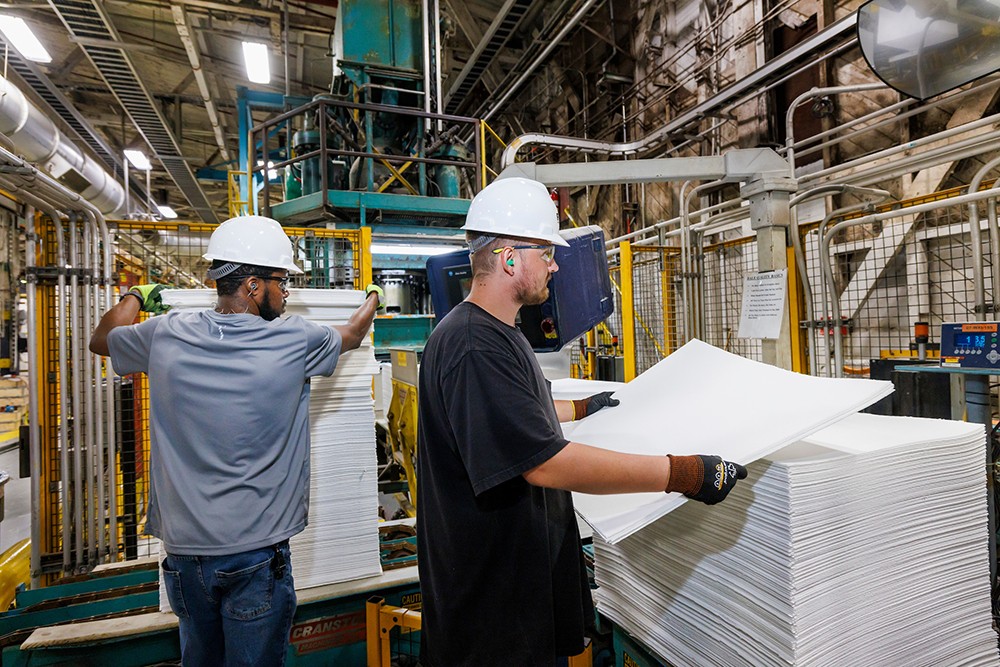 В 3 кв. 2025 г. продажи Rayonier Advanced Materials снизились на 12%