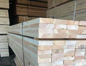 40 mm x 90 mm x 3000 mm Hitzebehandelt Eingefasstes Brett Waldkiefer S4S KD