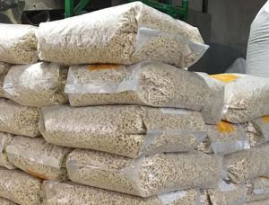 Pine Wood pellets 6 mm x 40 mm