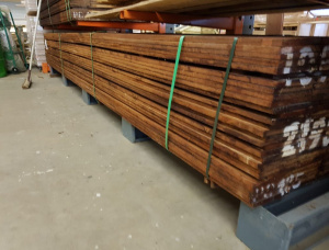 68 mm x 68 mm x 1000 mm AD R/S  Angelim vermelho Lumber