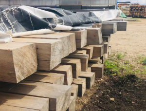 50 mm x 200 mm x 6000 mm  Eingefasstes Brett Fichte-Kiefer-Tanne (SPF) R/S AD