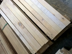 12 mm x 40 mm x 3000 mm Hitzebehandelt Rahmenholz Latte Birke KD